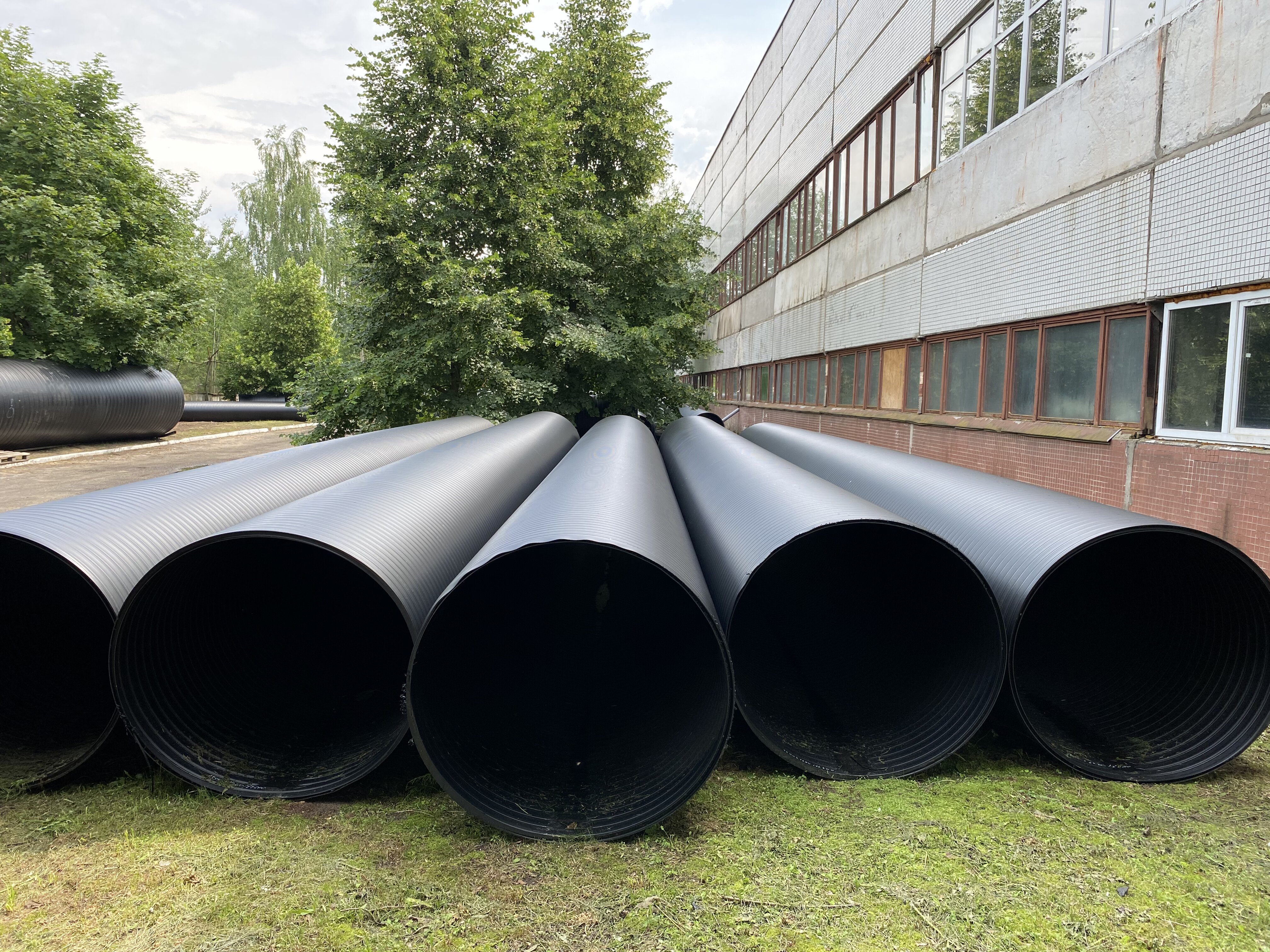 Спиральновитые трубы из полиэтилена купить в Минске от производителя